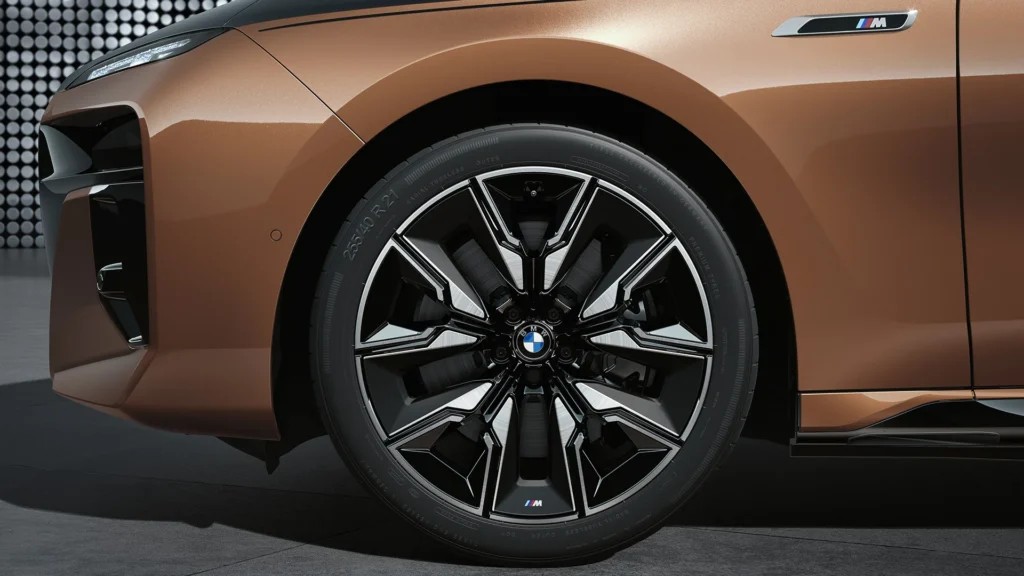 BMW 7 Series M760e xDrive