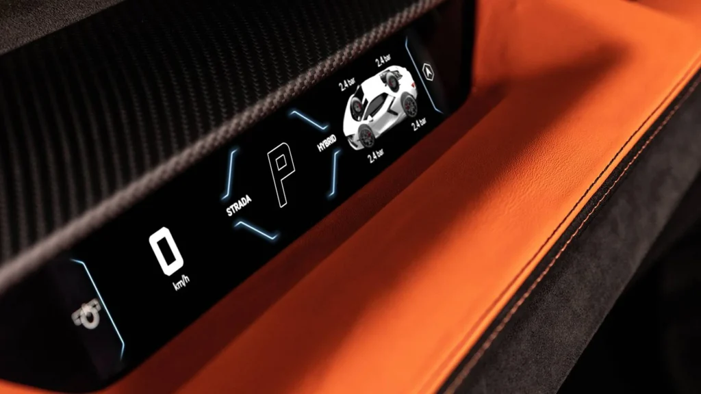 Lamborghini Revuelto